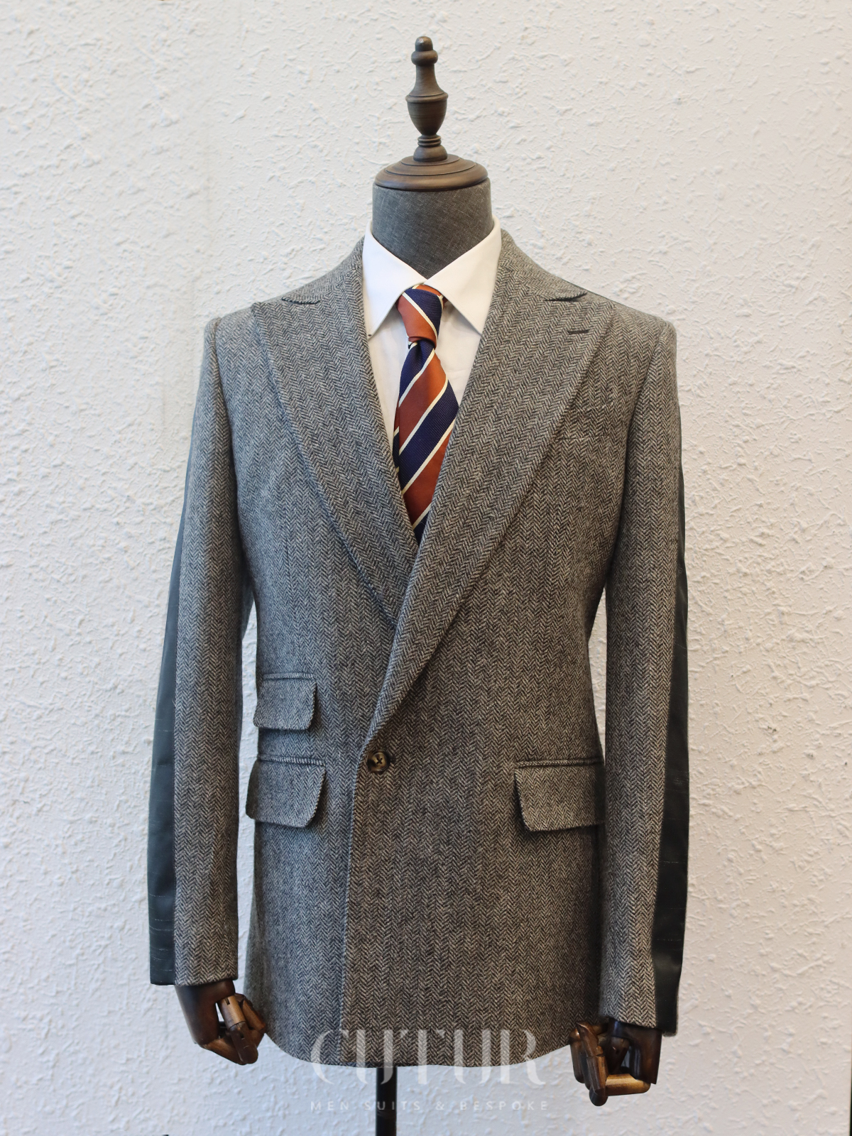 【Blue Label】Shoulder and Sleeve Splicing Satin Double Breasted 1 Button Jacket